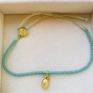 Pura Vida seed bead bracelet with 3D gold pineapple